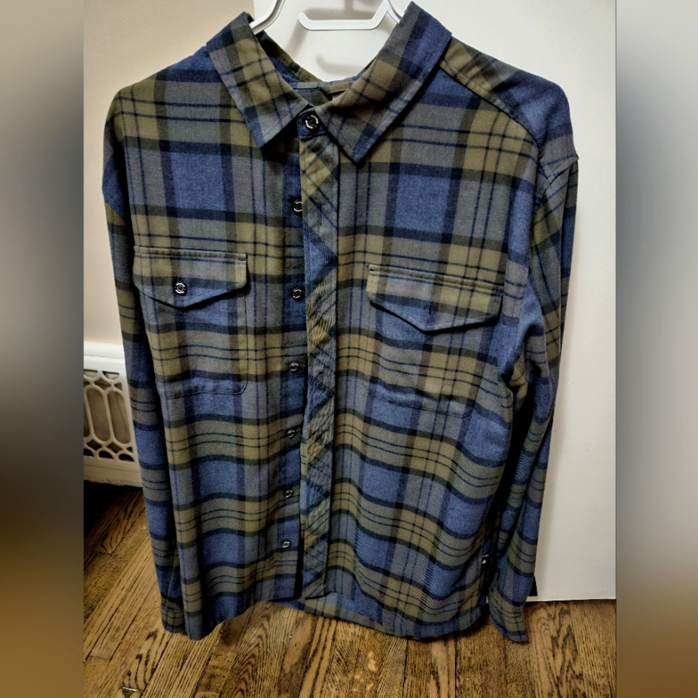 WOODS Brand Casual Button Down Plaid Shirt  Size L